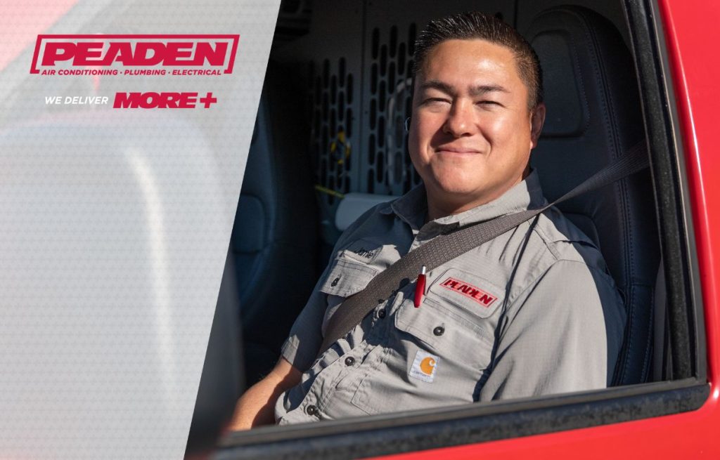 A Peaden plumber ready to unclog a drain.